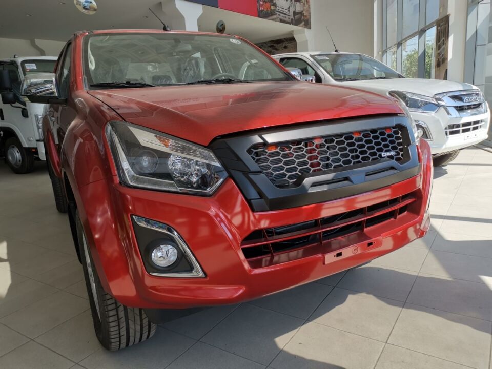 D-MAX IÇIN UYUMLU 2018+ PANJUR SIYAH - LEDLI