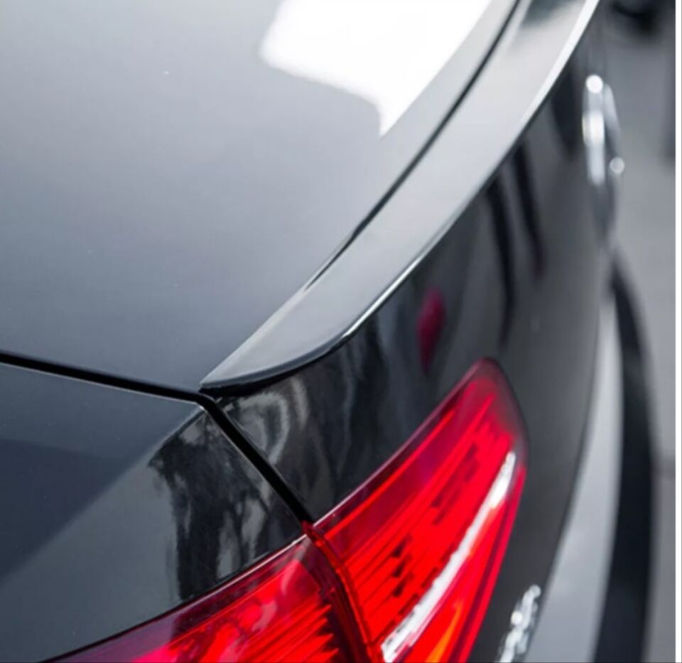 PASSAT B8 2015+ IÇIN UYUMLU ANATOMIK SPOILER (BOYASIZ)