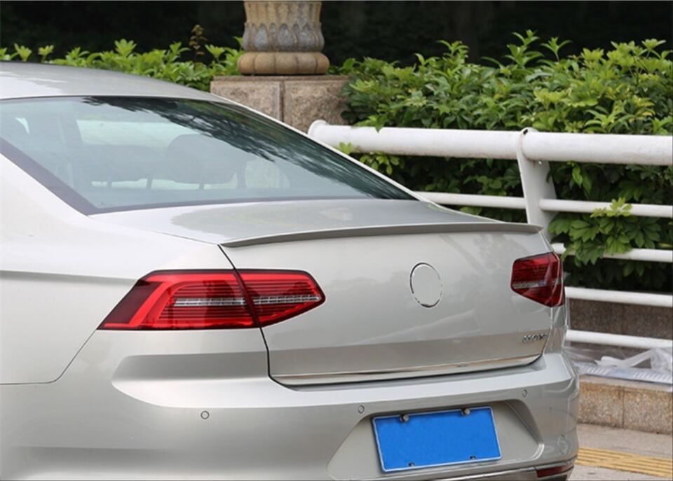 PASSAT B8 2015+ IÇIN UYUMLU ANATOMIK SPOILER (BOYASIZ)