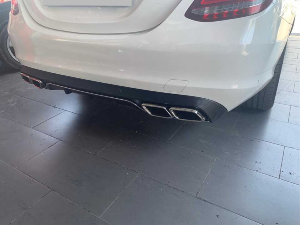 W205 C SERISI IÇIN SILVER DIFUZOR & EGZOZ SETI (NORMAL SEDAN) - SILVER EGZOZ ILE
