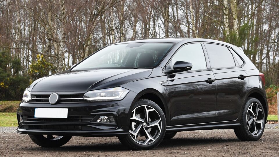 POLO 2018+ IÇIN UYUMLU  MK6 R LINE FULL BODY KIT   (sis dahil)