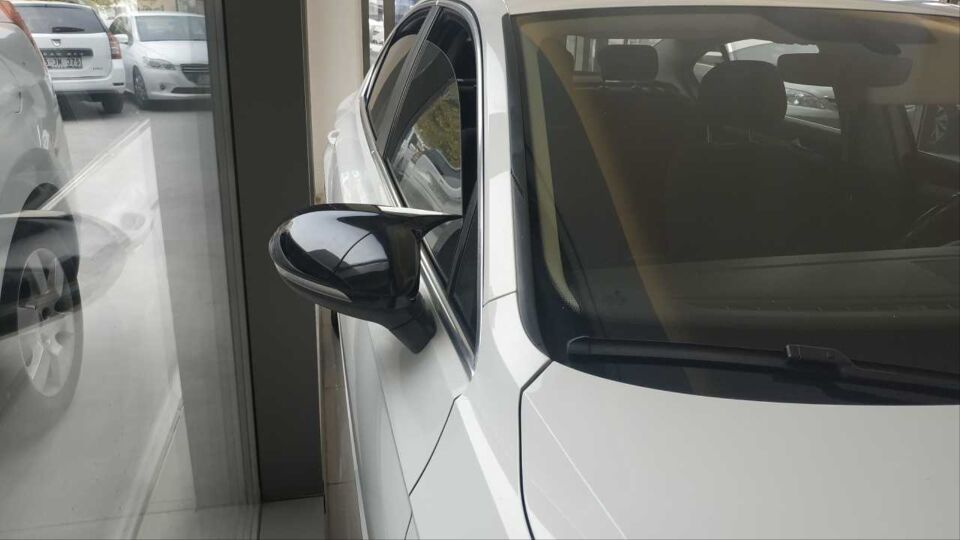 PASSAT 2015+ IÇIN UYUMLU B8 AYNA KAPAGI