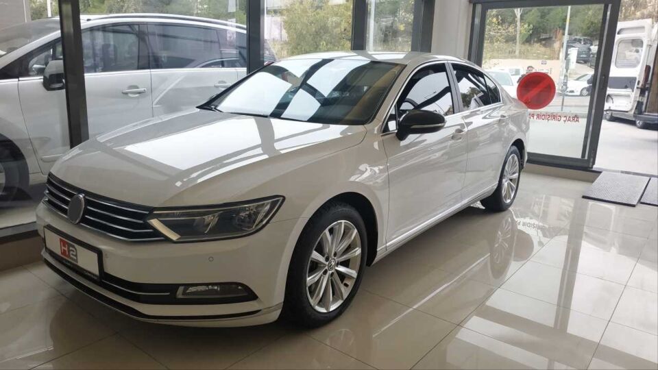 PASSAT 2015+ IÇIN UYUMLU B8 AYNA KAPAGI
