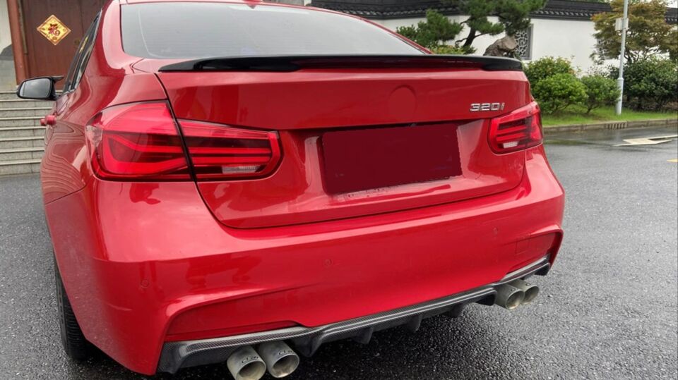 3 SERISI F30 2012-2018 IÇIN UYUMLU   MT HYBRID SPOILER PIANO BLACK