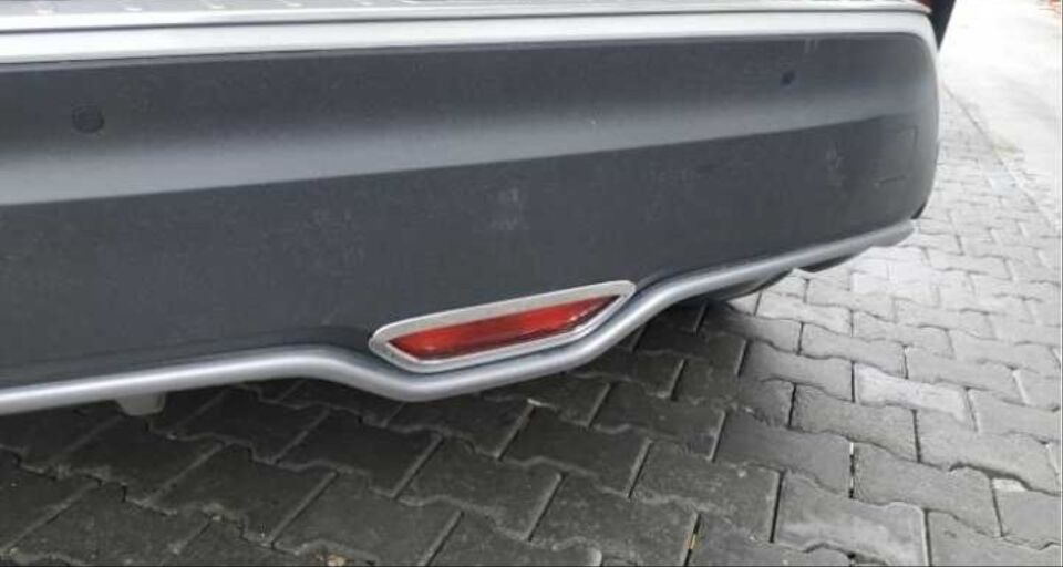 C-HR 2016-2019 IÇIN UYUMLU ORTA STOP LAMBA ÇERÇEVESI NIKELAJ