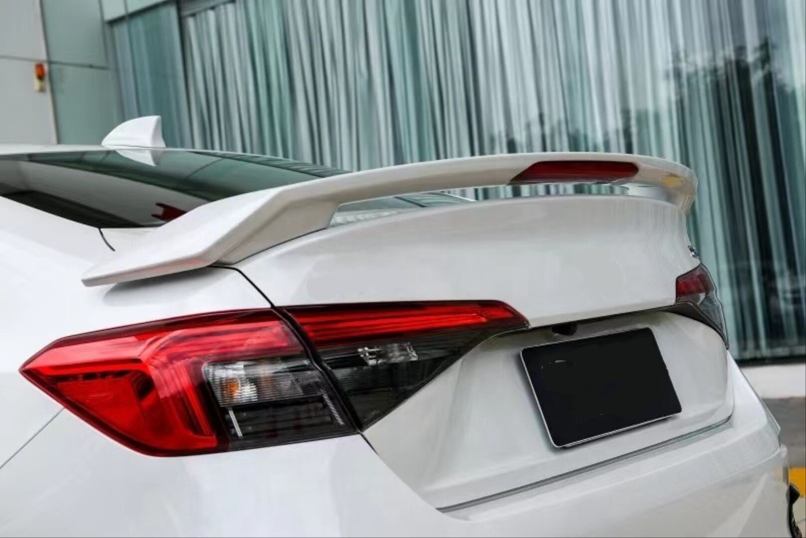 2022 CIVIC MODULO IŞIKLI  SPOILER - BOYASIZ