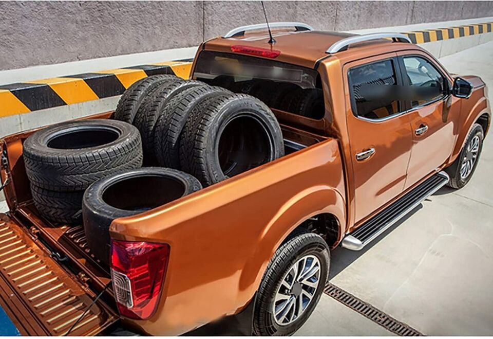 NAVARA 2015+ IÇIN UYUMLU  TAVAN ÇITASI (VIDALI)