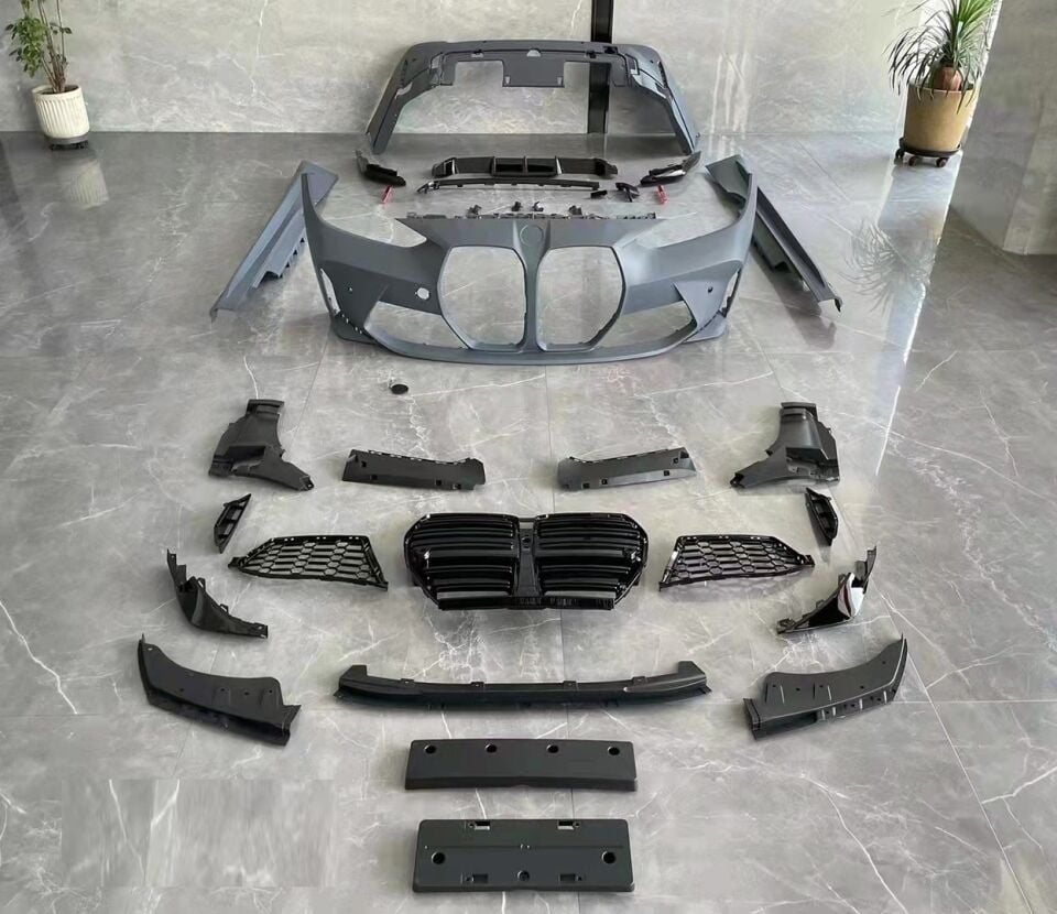 4 SERISI G22 M4 BODY KIT (ÖN ARKA TAMPON MARSPIYEL PANJUR)  2 KAPI