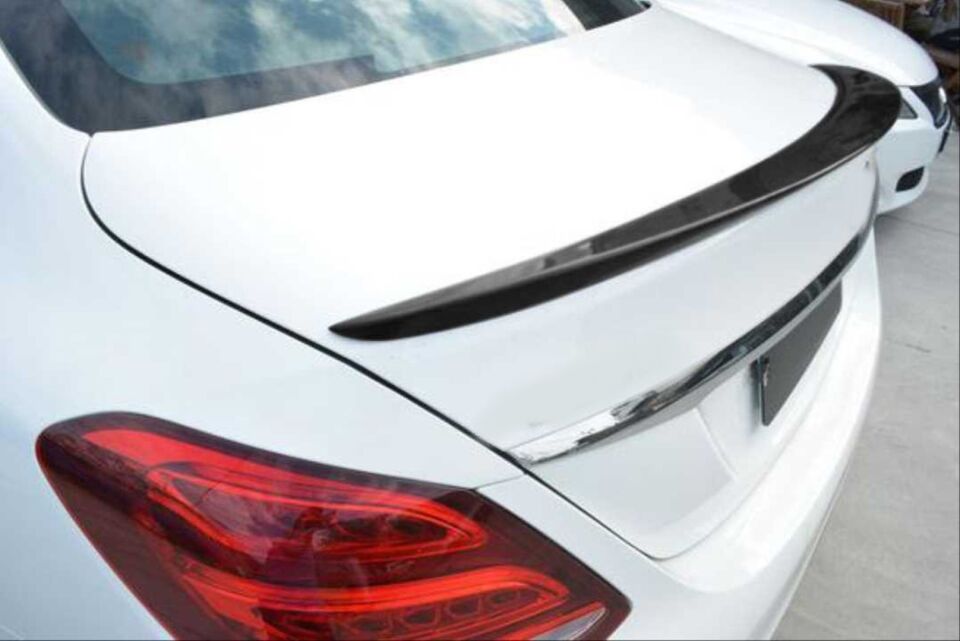 W205 2015-2021 C SERISI IÇIN UYUMLU AMG GORUNUM SPOILER - PIANO BLACK (PARLAK SIYAH)