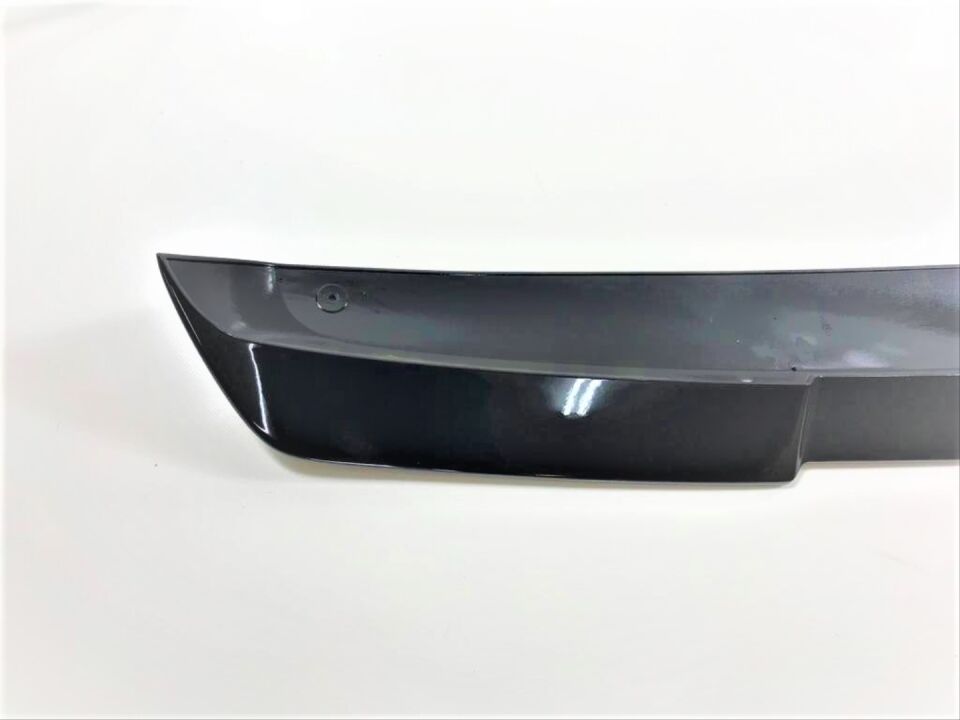 W447 VITO IÇIN UYUMLU SPOILER - PIANO BLACK (PARLAK SIYAH)