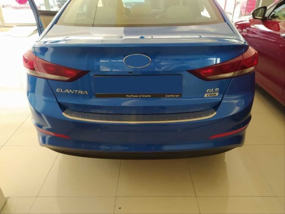 ELANTRA 2016-2019 IÇIN UYUMLU ARKA TAMPON ÜST KORUMASI KROM