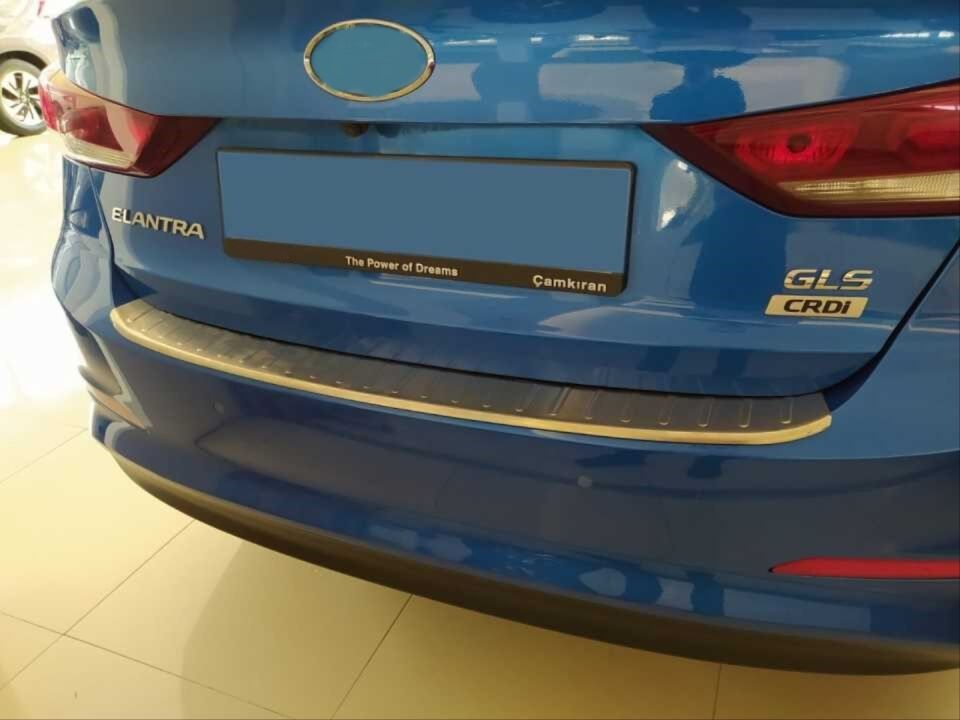 ELANTRA 2016-2019 IÇIN UYUMLU ARKA TAMPON ÜST KORUMASI KROM