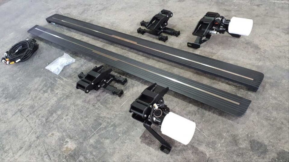 XC90 2020-2023 ELEKTRIKLI BASAMAK