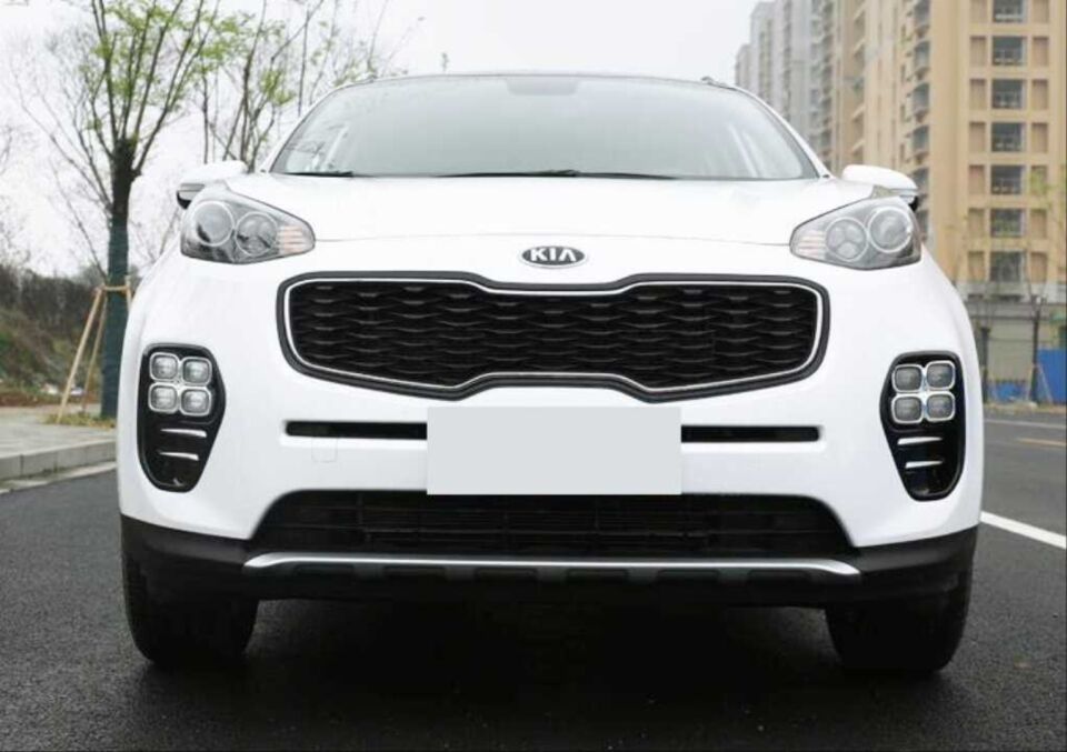 SPORTAGE 2016-2019 IÇIN UYUMLU ÖN SIS KAPLAMASI KÜÇÜK (KARE) NIKELAJ